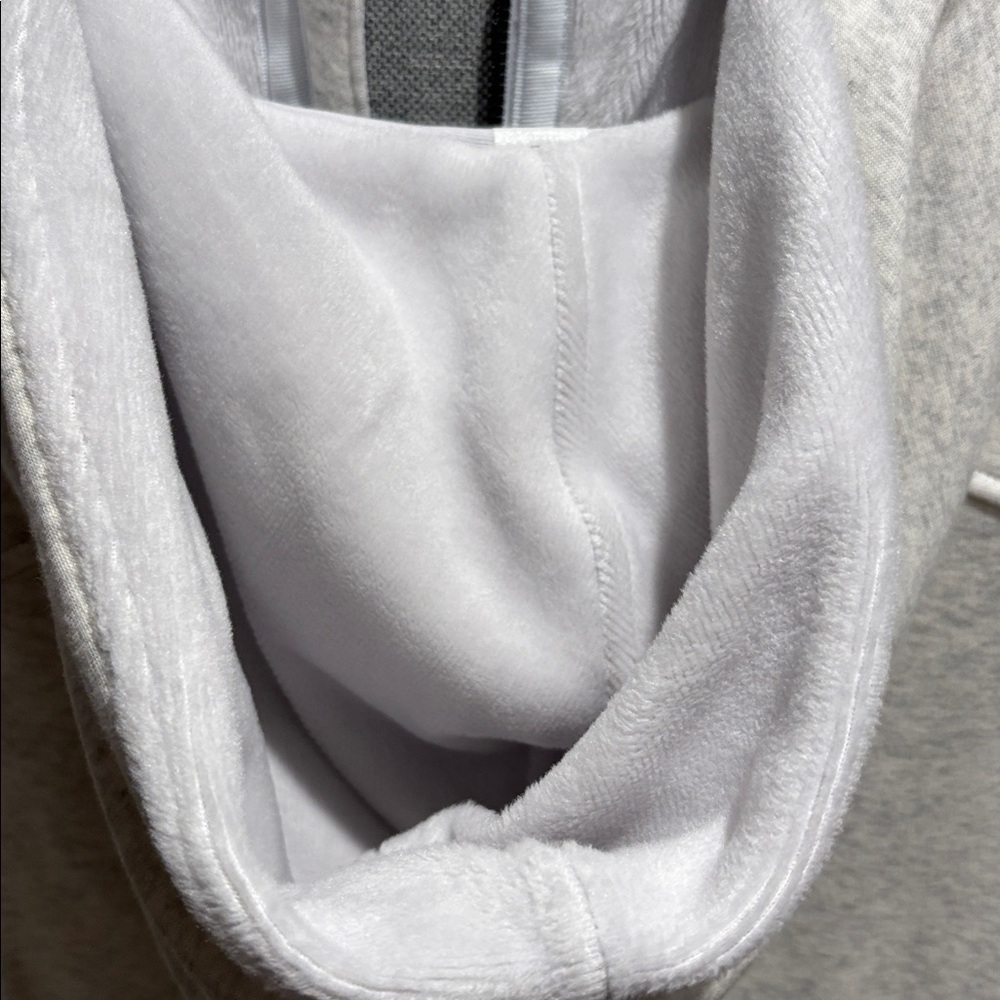 NWT Lululemon Scuba Oversized Half Zip *Plush* Limited Edition - Picture 9 of 9